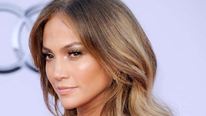 Jennifer Lopez South Beach Tow.JPG
